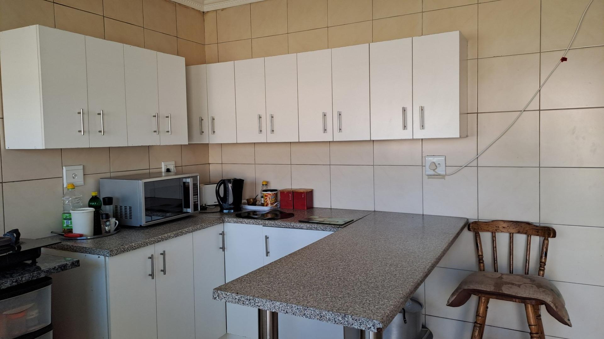 537597_kitchen_1.jpg